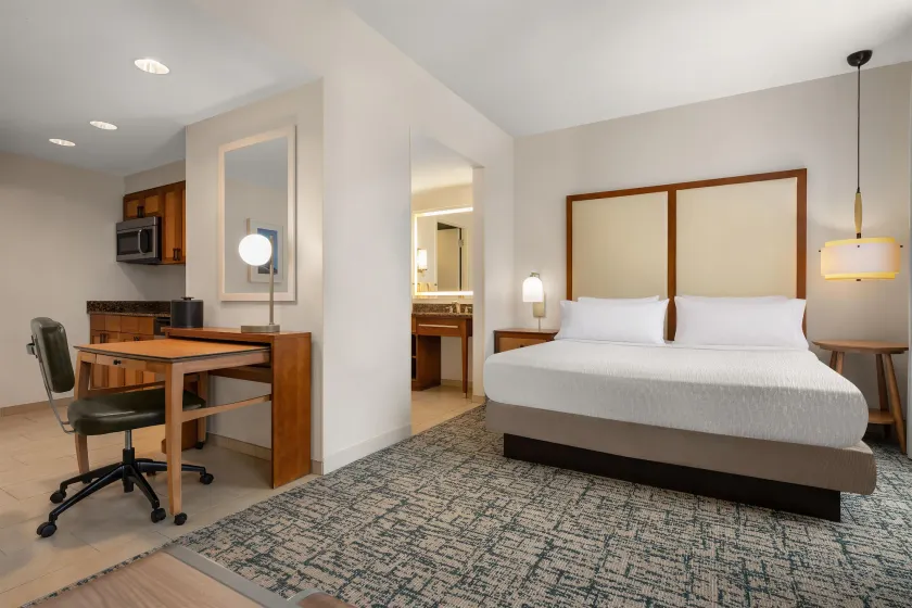 Homewood Suites by Hilton Cincinnati-Downtown - Image 1