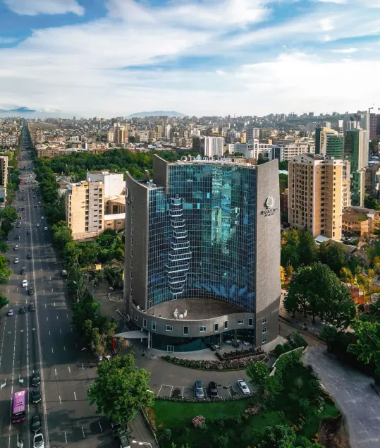 DoubleTree by Hilton Hotel Yerevan City Centre - Image 1