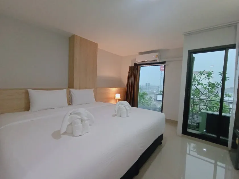 Sasi Nonthaburi Hotel - Image 1