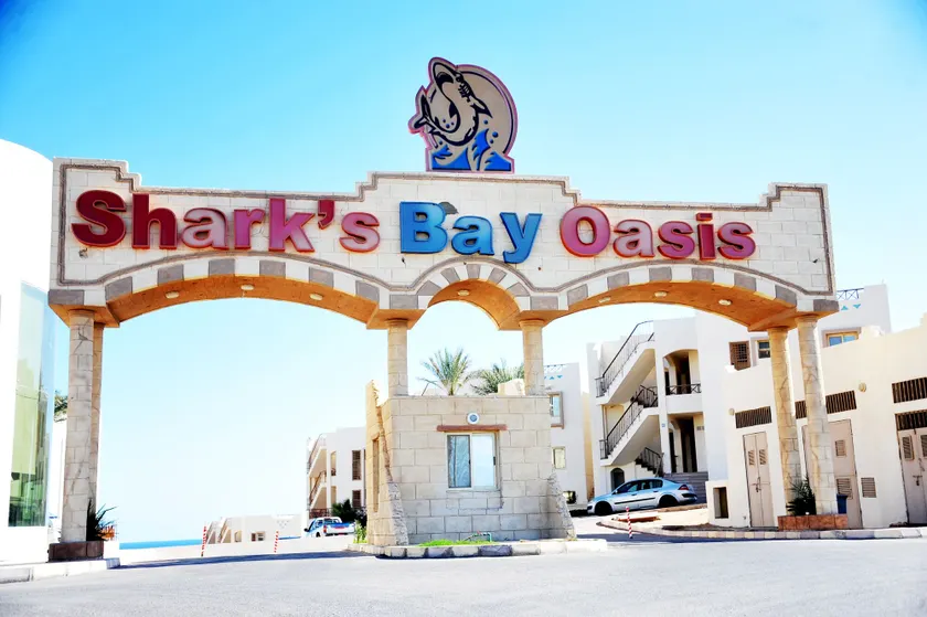 sharks bay oasis aqua park - Image 1