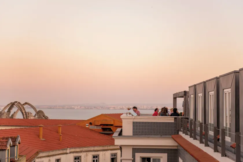 Lisboa Pessoa Hotel - Image 1