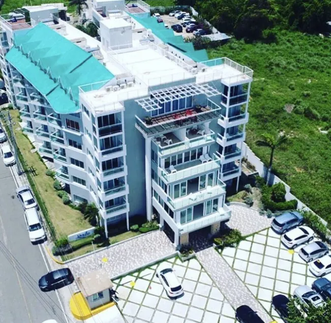 Vista Marina Residence - Image 1
