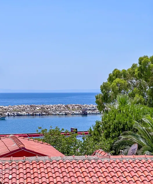 Abelia Hotel - Image 1