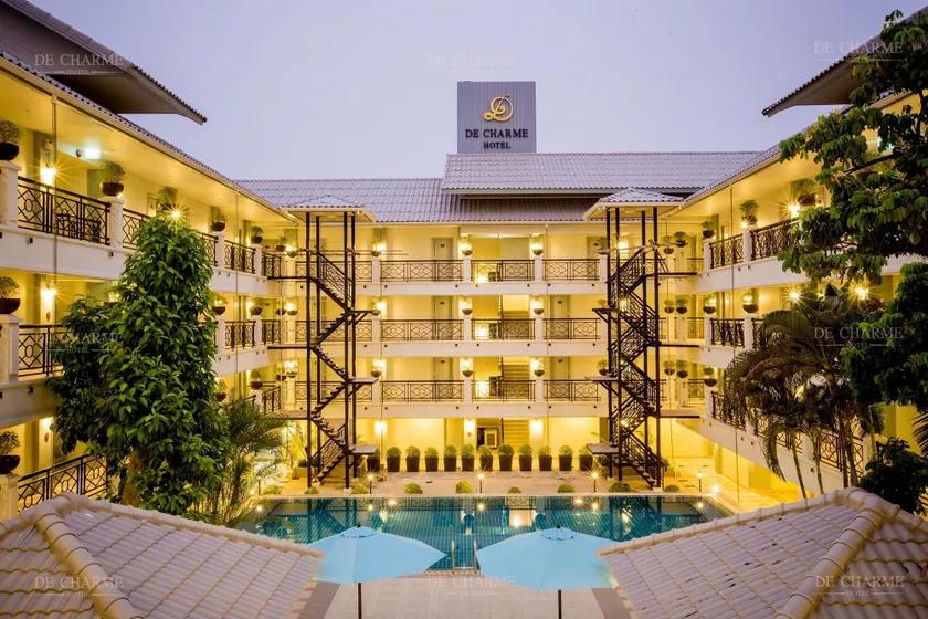 De Charme Hotel - Image 1
