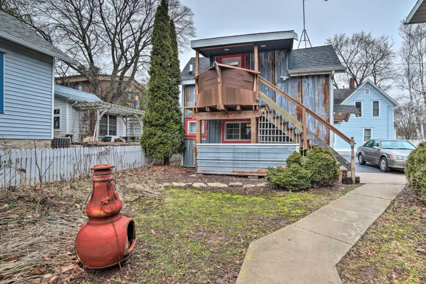 Steps to Waterfront & Dtwn: Sturgeon Bay Escape! - Image 1