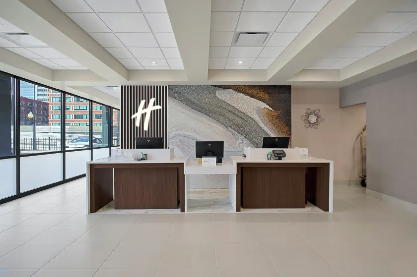 Holiday Inn & Suites Chicago-Downtown by IHG - Image 1