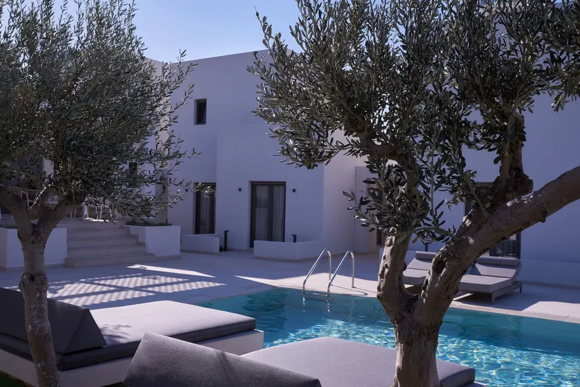 Isida Andros - Image 1