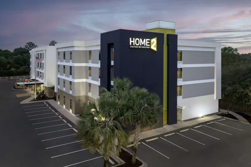 Home2 Suites by Hilton Charleston Airport/Convention Center, SC - Image 1