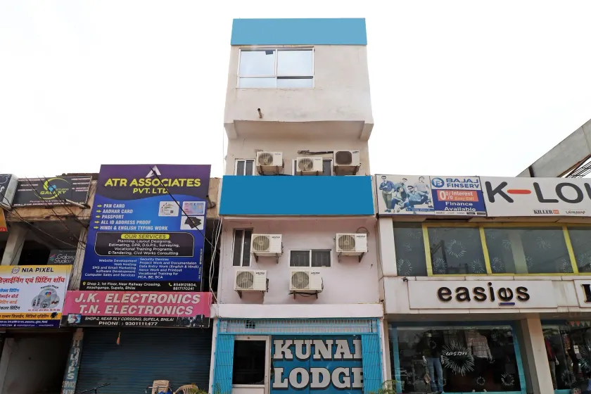 OYO 29430 Hotel Kunal - Image 1