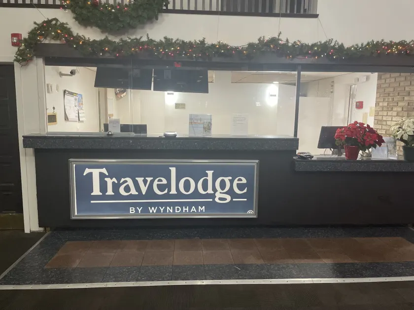 Travelodge by Wyndham Vernon CT - Hall