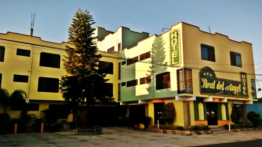 Hotel Real del Angel - Image 1