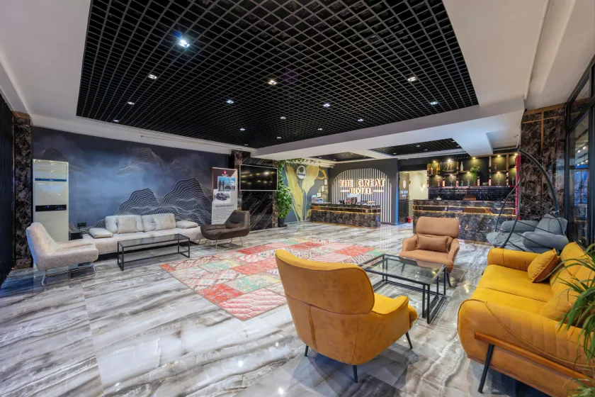 The Great Airport Hotel & Restaurant - Image 1