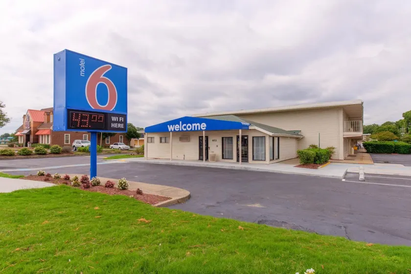 Motel 6 Norfolk, VA - Image 1