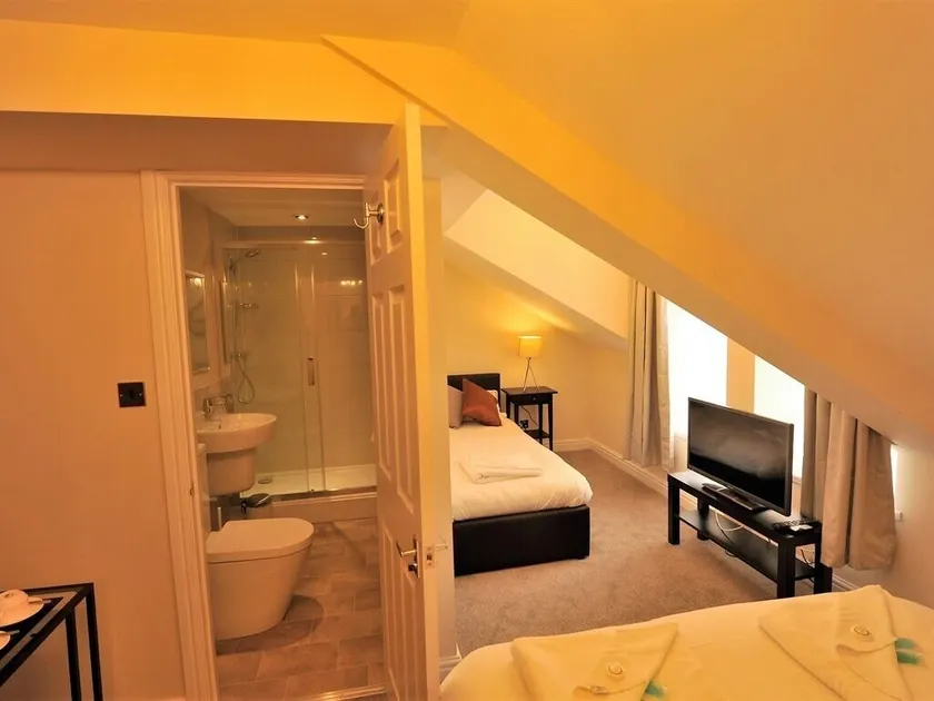 Gail’s Guest House - Image 1