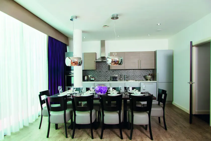 Epic Apart Hotel - Seel Street - Image 1