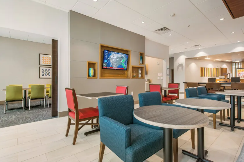Holiday Inn Express & Suites - Carrollton West by IHG - Image 1