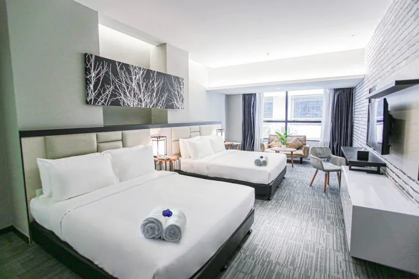 Fives Hotel DNP - Image 1