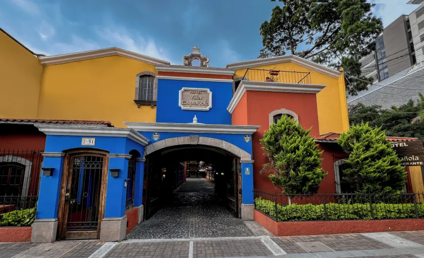 Hotel Villa Española - Image 1