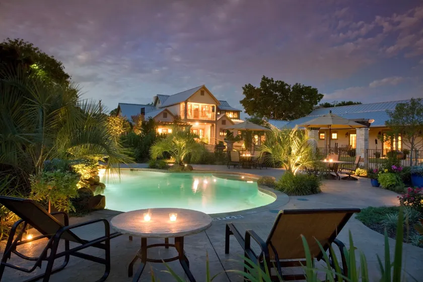 Inn on Lake Granbury a Boutique Hotel - Image 1