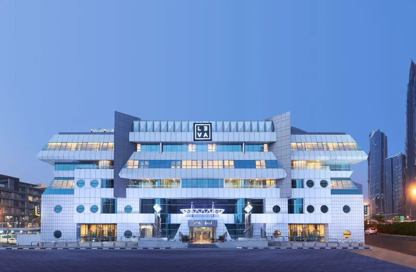 Leva Hotel and Suites, Opposite Downtown - Image 1