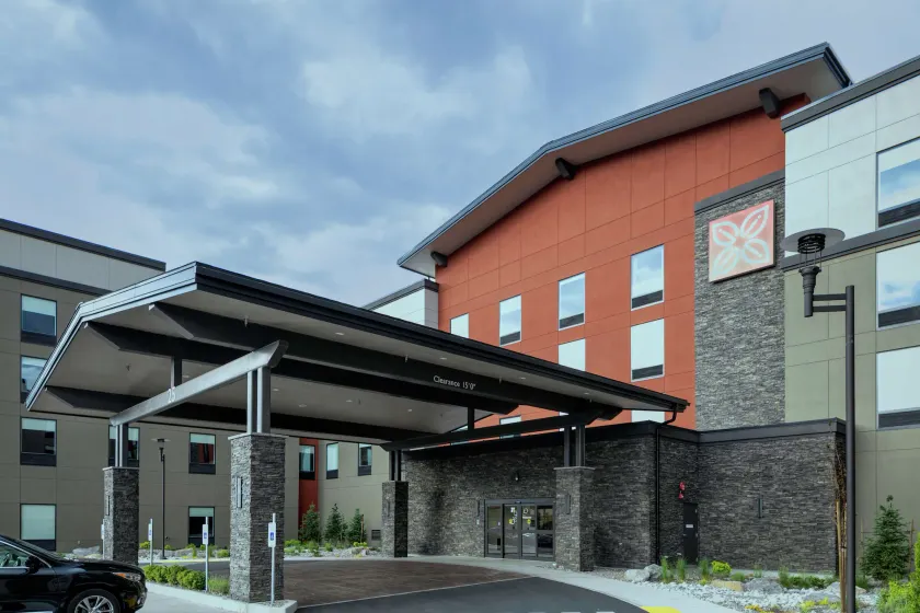 Hilton Garden Inn Wenatchee - Image 1