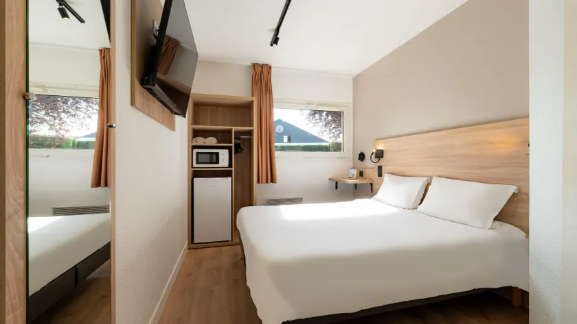KYRIAD ECO LILLE SUD - Noyelles Godault - Image 1