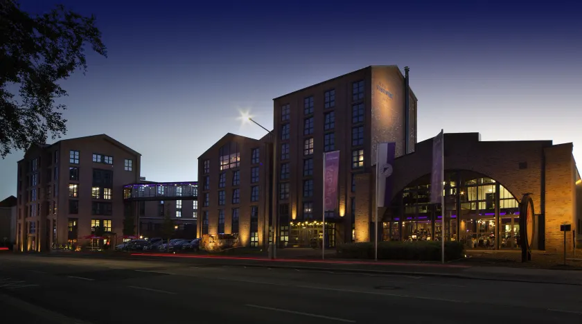 Altes Stahlwerk Business & Lifestyle Hotel - Image 1