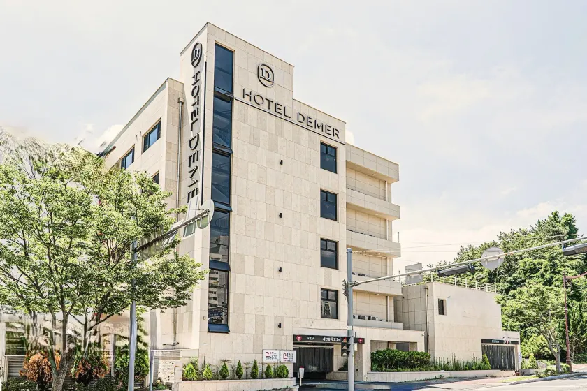 Hotel Demer Mokpo - Image 1