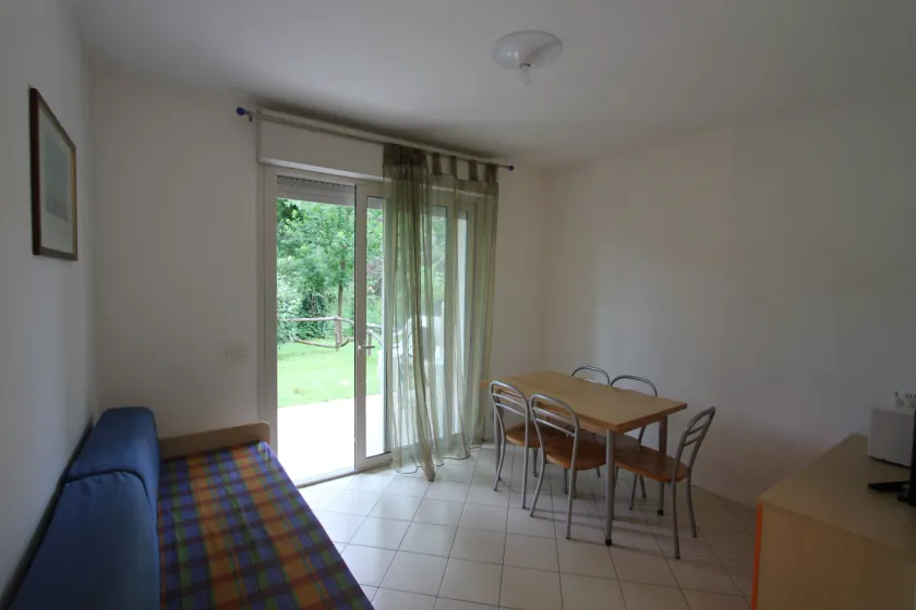 Green retreat by the beach - Image 1