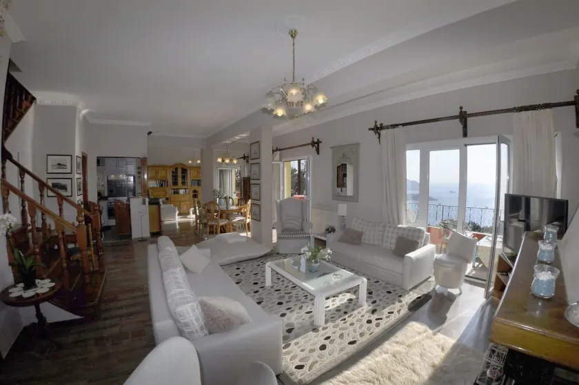 Villa Tango - Image 1