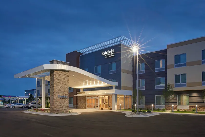 Fairfield Inn & Suites by Marriott Midland - Image 1