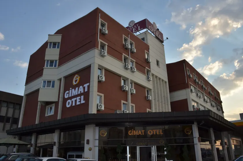 Gimat Otel - Image 1