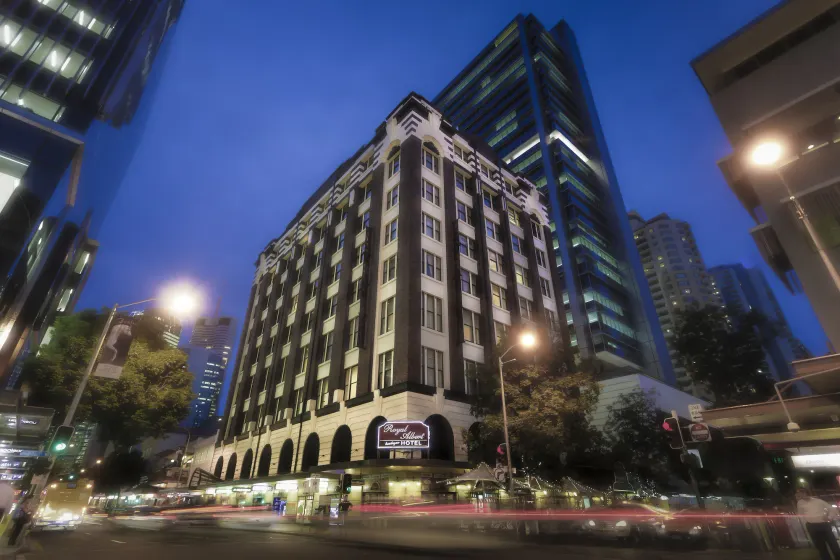 Royal Albert Hotel - Image 1
