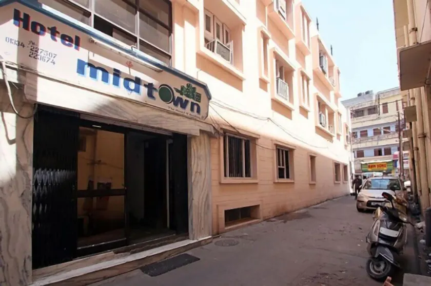 Hotel Midtown - Image 1