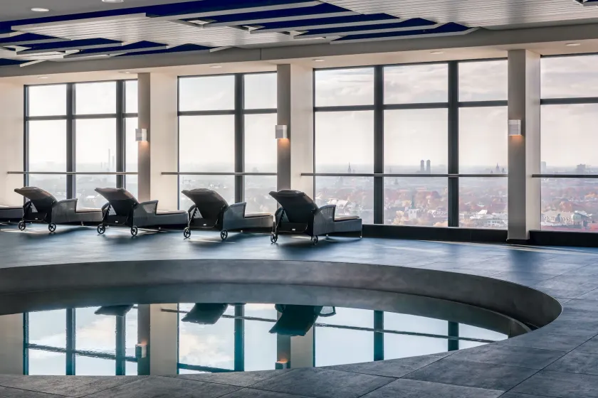 Four Points by Sheraton Munich Arabellapark - Image 1