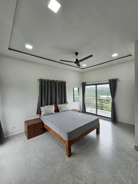 Hotel Randha - Image 1