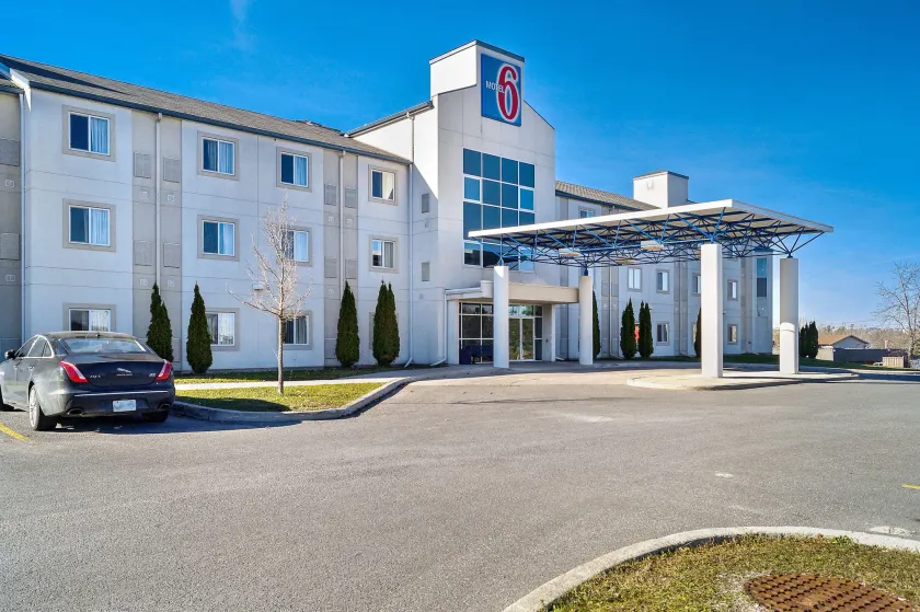 Motel 6-Peterborough, ON - Image 1