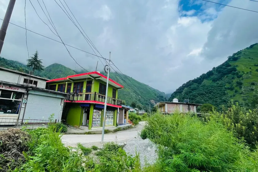 JIYAHA WATERFALL AND SNOW VIEW HOMESTAY - Image 1