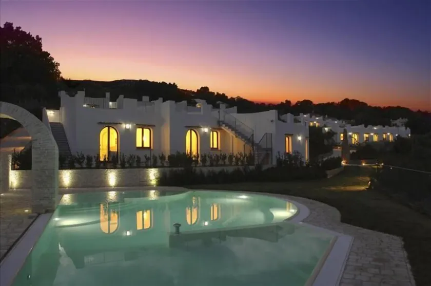 Baia Delphis Resort - Image 1