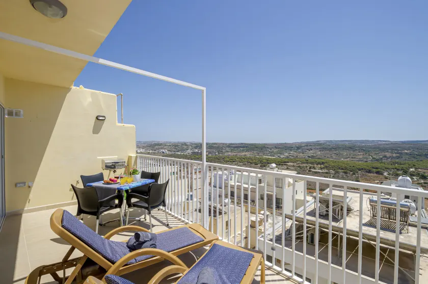 Summer Breeze with Panoramic terrace by Getaways Malta - Image 1