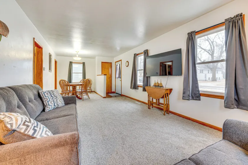 Hike, Fish & Boat: Lake Mills Home w/ Yard - Image 1