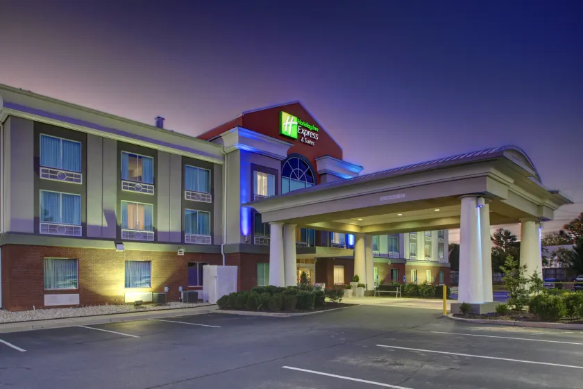 Holiday Inn Express Hotel & Suites Emporia by IHG - Image 1