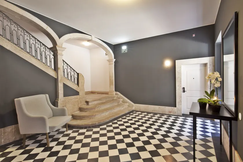 Lisbon Five Stars Apartments Combro 7 - Image 1