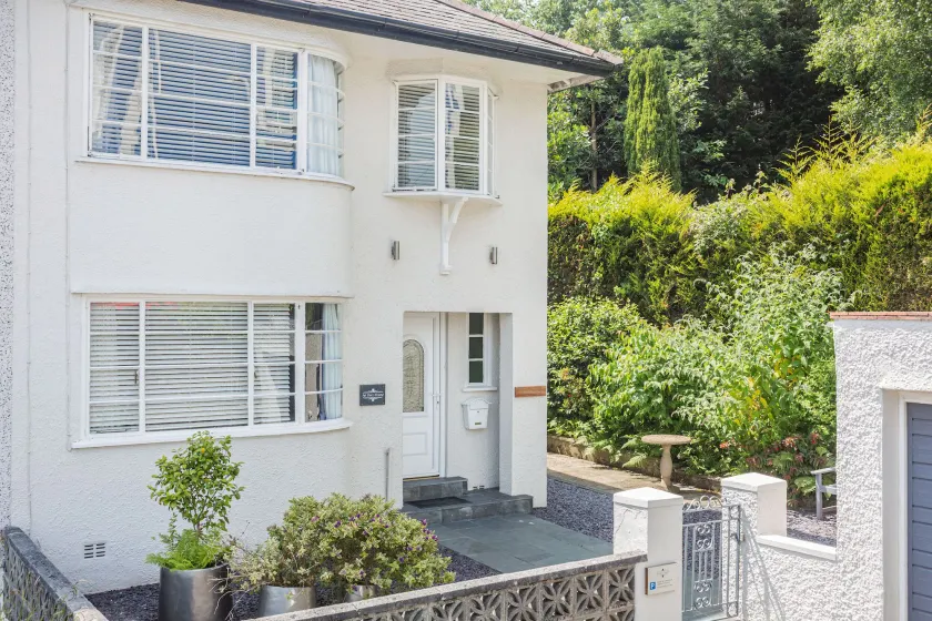 The Art Deco House - Image 1