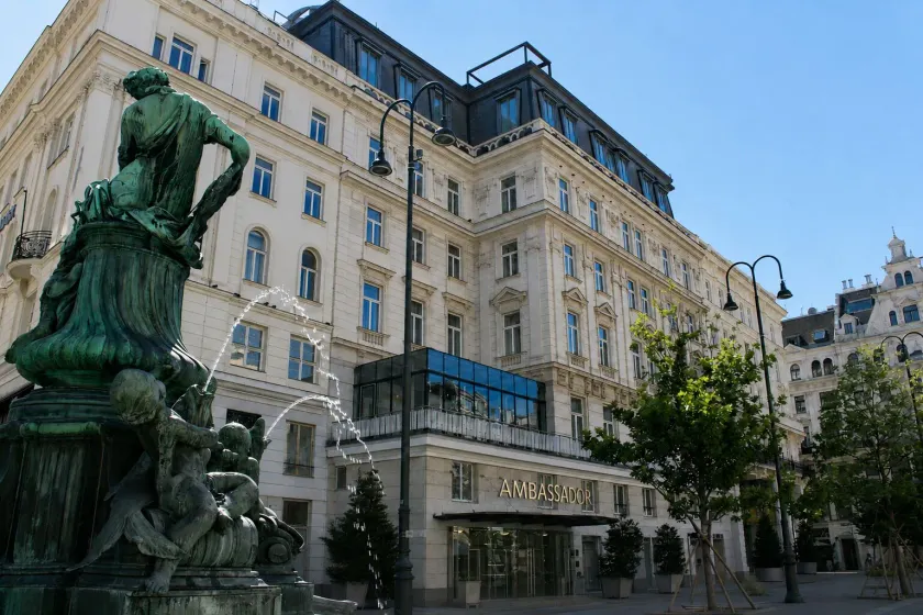 Hotel Ambassador - Image 1
