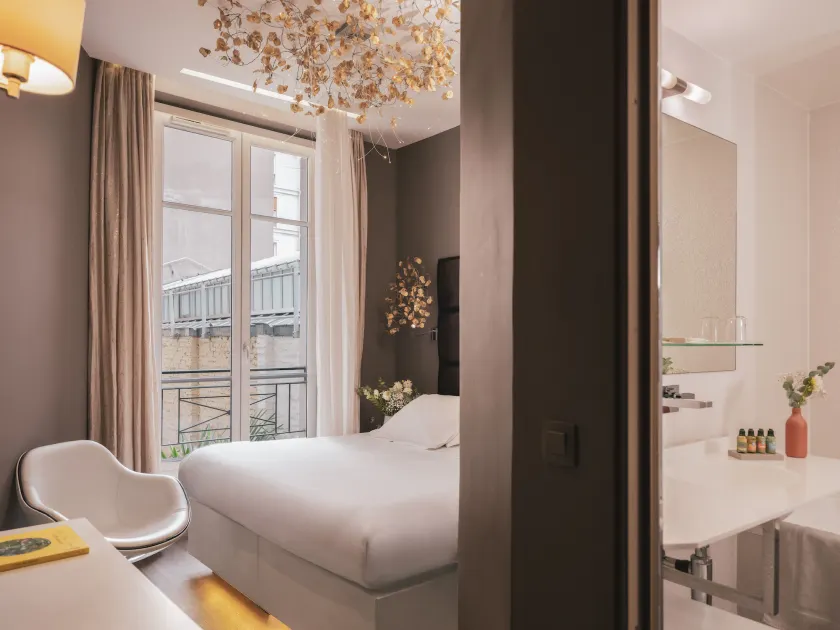 Legend Hôtel Paris - Image 1