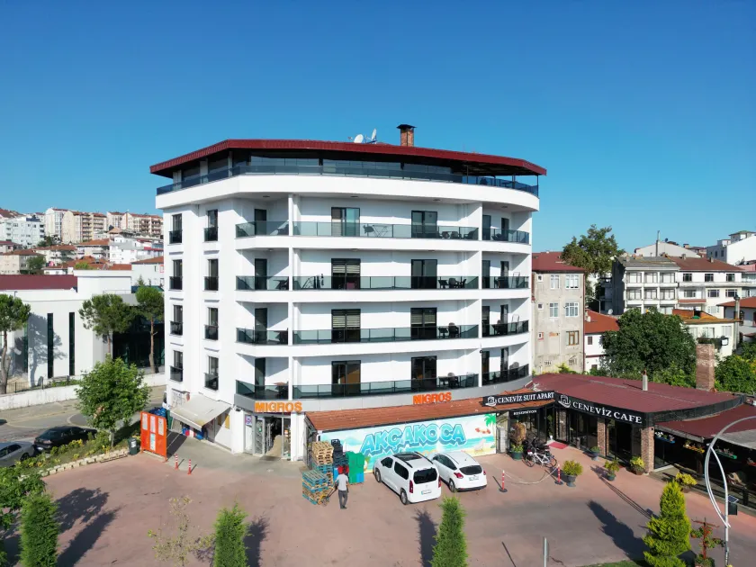 Ceneviz Suit Hotel - Image 1