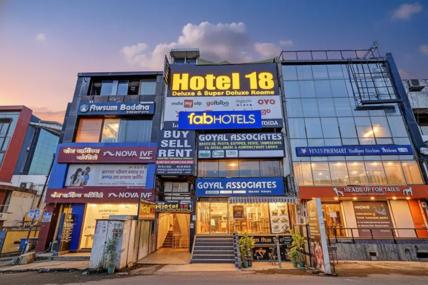 Fabhotel 18 - Image 1