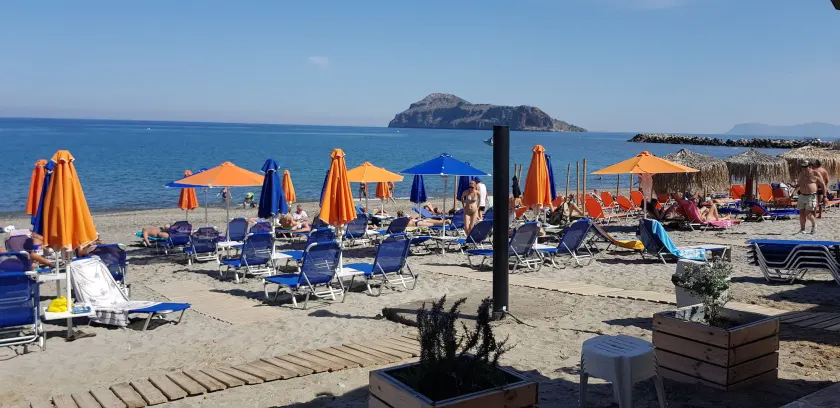 Melina Beach Hotel - Image 1