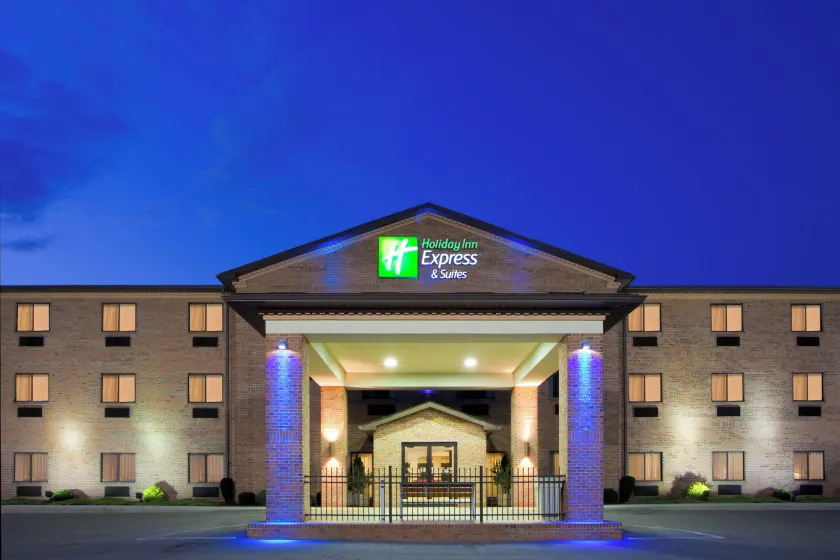 Holiday Inn Express Hotel & Suites Elkins by IHG - Image 1